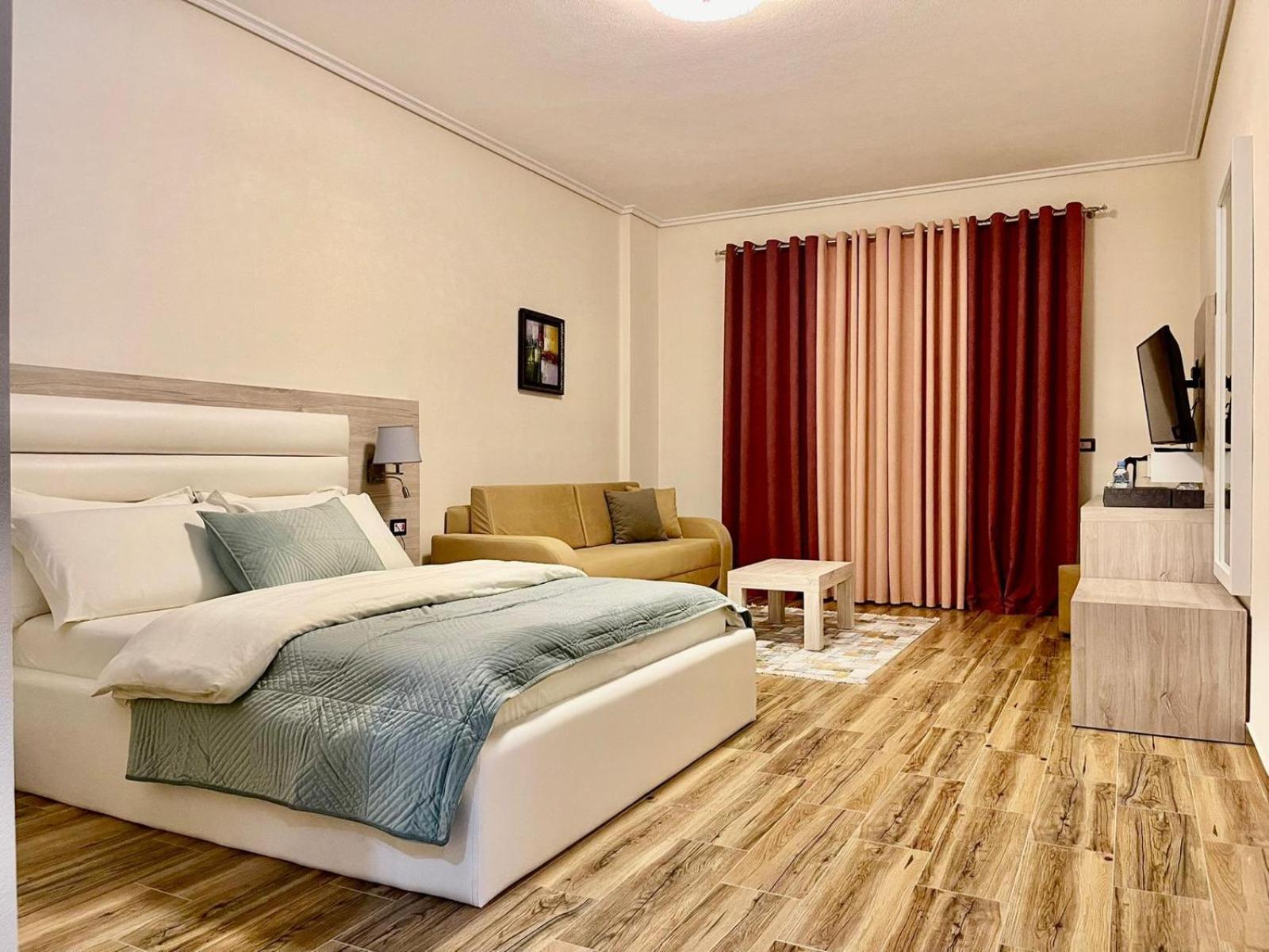 Hotel Vd Roleks Влёра Экстерьер фото